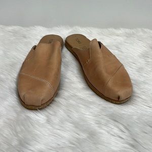 TOMS Nova leather Wrap Honey Leather Slides Slip On Shoes Womens Size 7.5